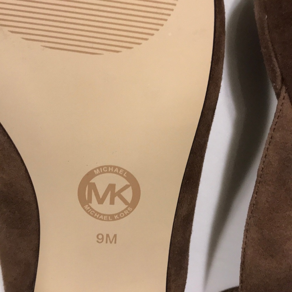 Slides - Picture 4 of 4